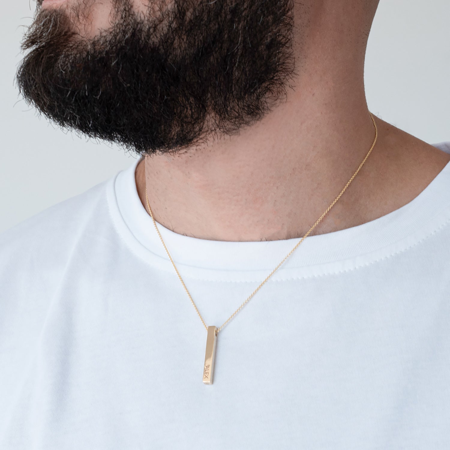 EDGES NECKLACE