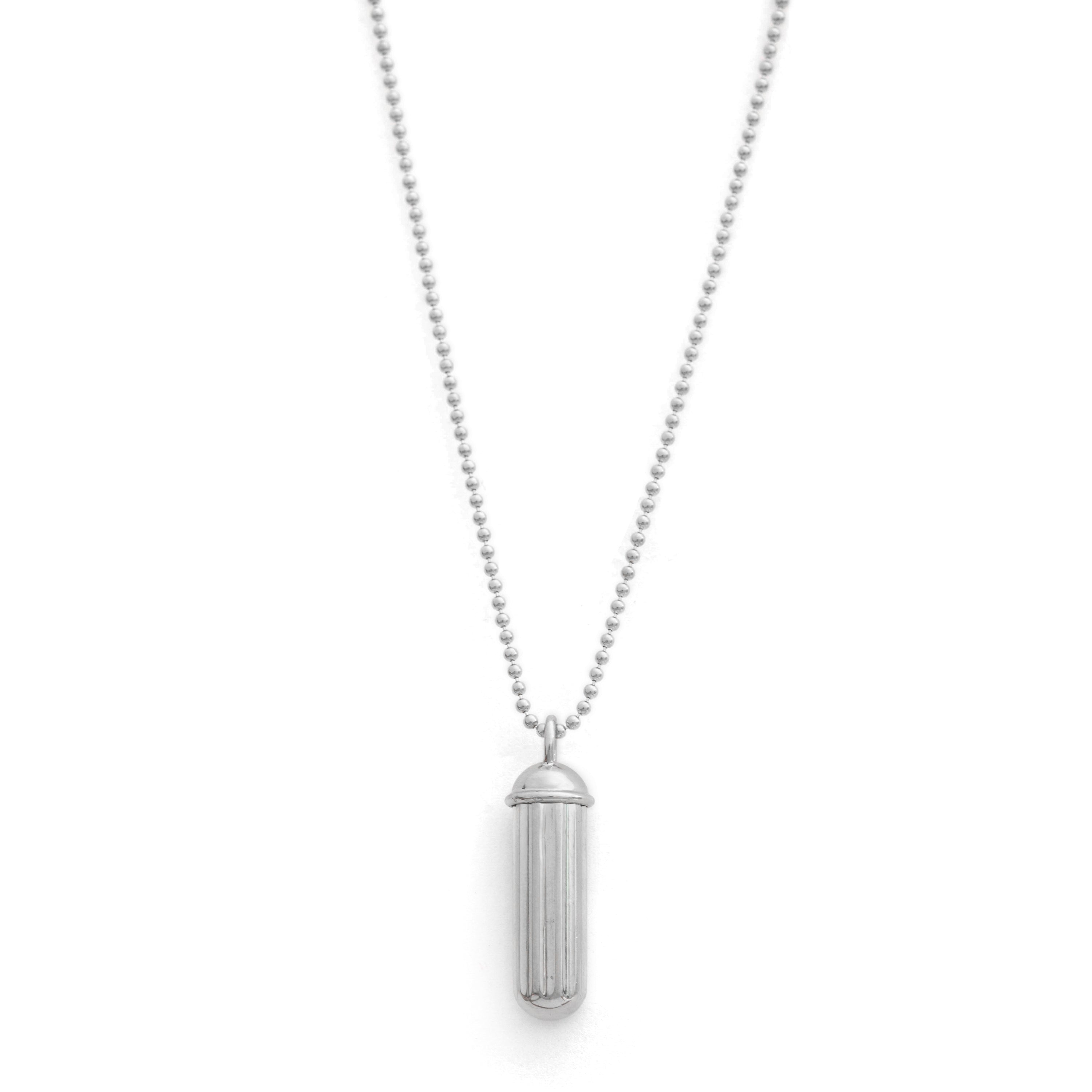 KEEP CLOSE KEEPSAKE PENDANT